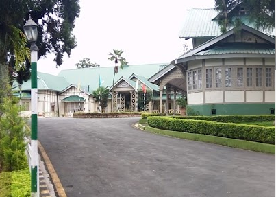 Pinewood Hotel Shillong Side Image 1